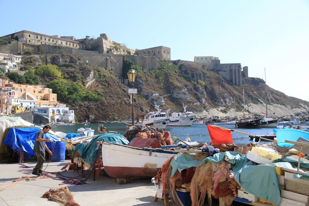 La Casa Di Titina Apartment Procida Exterior photo