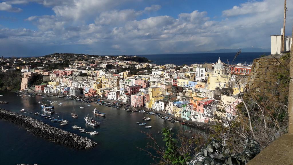 La Casa Di Titina Apartment Procida Exterior photo